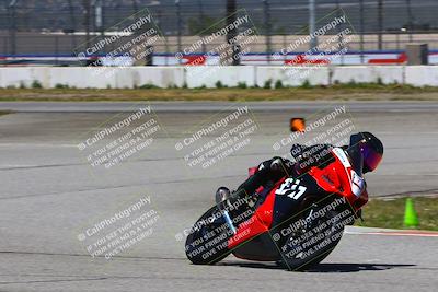media/Apr-23-2022-Fastrack Riders (Sat) [[cb2d6ae73d]]/LEVEL 4/1PM TURN 6 OUTSIDE/